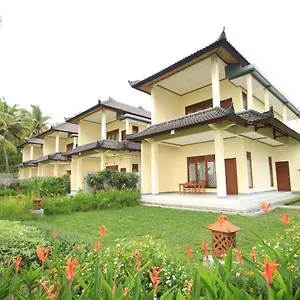 2* Resort Uma Capung Mas